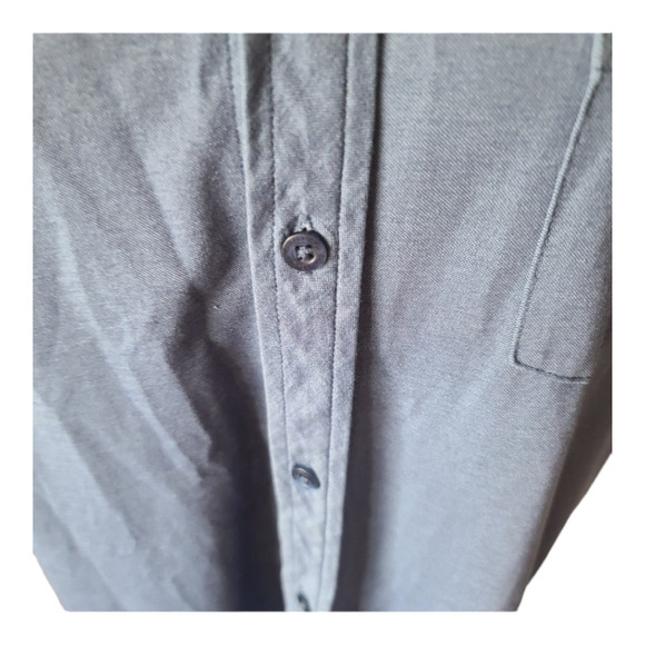 Travis Mathew XXL button down polo - Picture 4 of 8